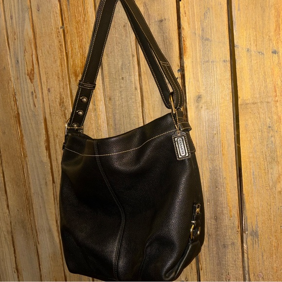 Coach Black Pebbled Leather Shoulder Bag - Picture 7 of 10